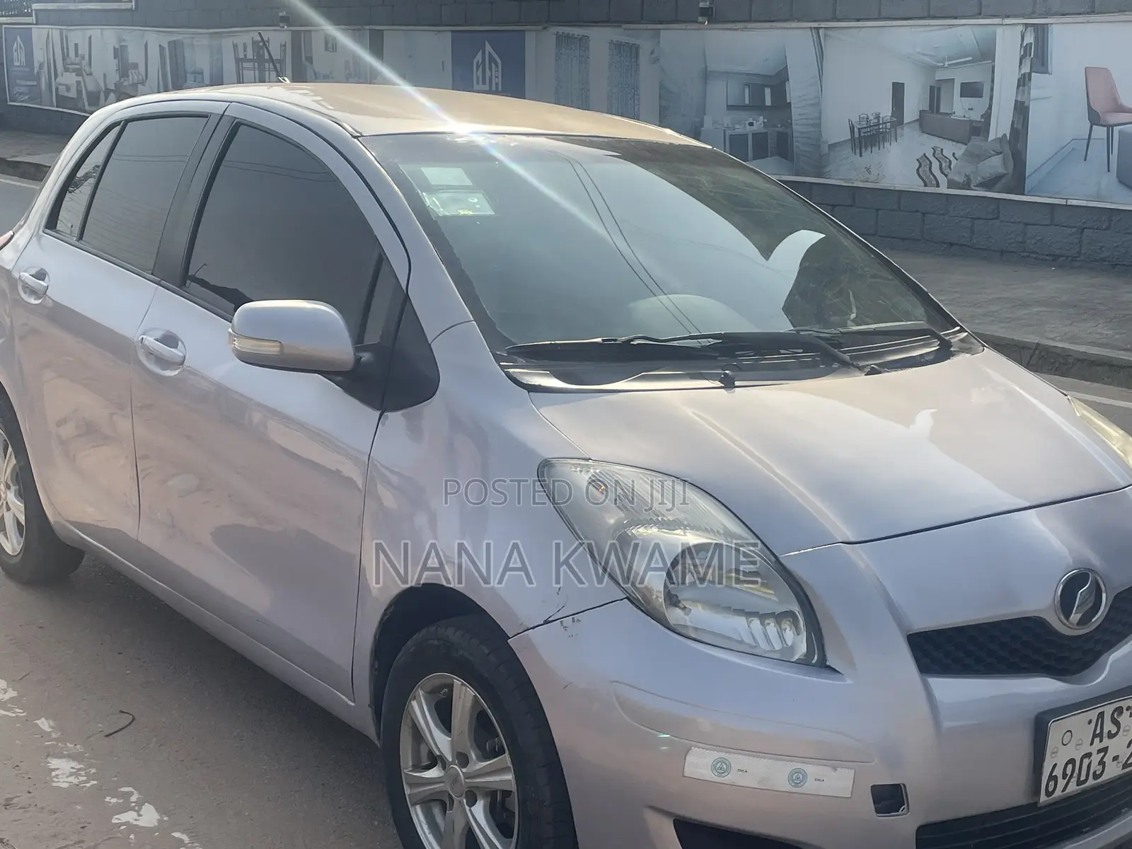 Toyota Vitz 2010 Gray