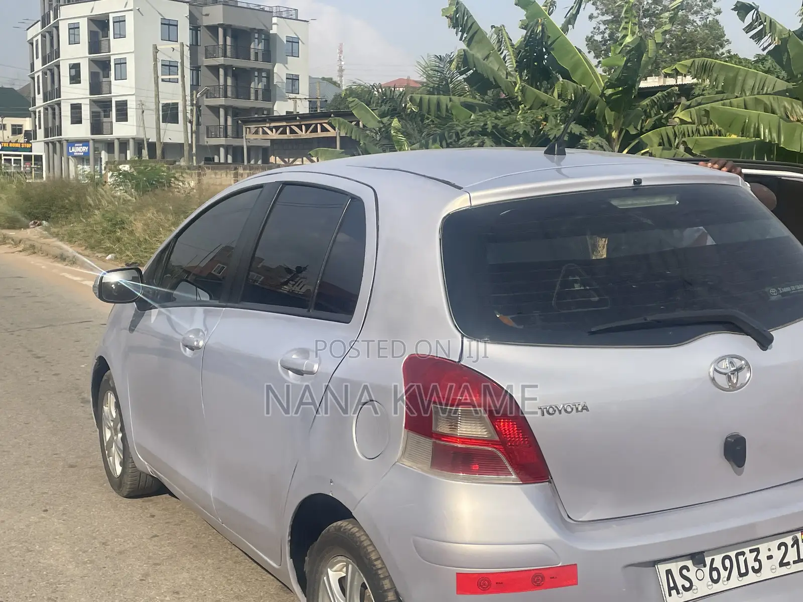 Toyota Vitz 2010 Gray