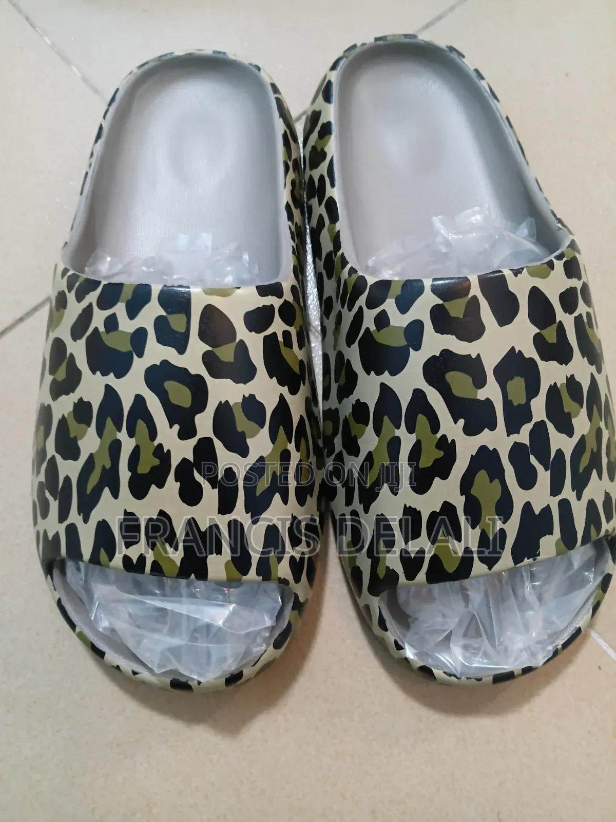 Unisex Outdoor Fashion Slippers