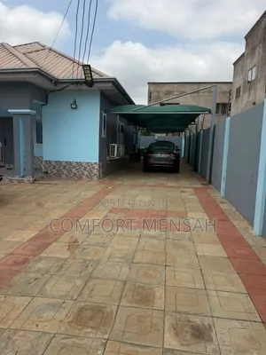 3bdrm House in Ashcom Properties, School Junction for rent