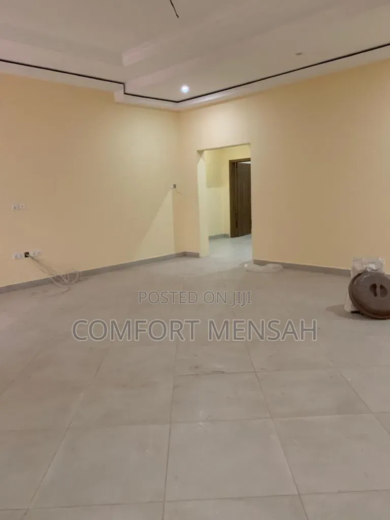 3bdrm House in Ashcom Properties, School Junction for rent