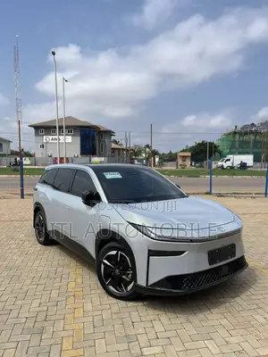 New Toyota bZ3 2025 Silver