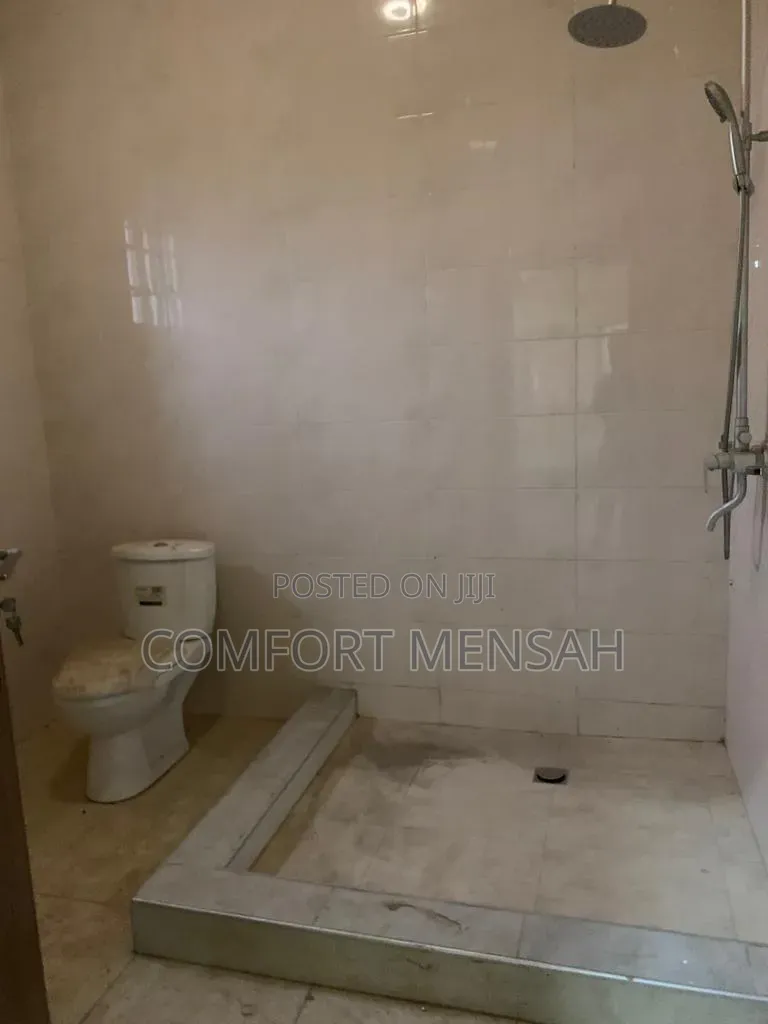 3bdrm House in Ashcom Properties, School Junction for rent