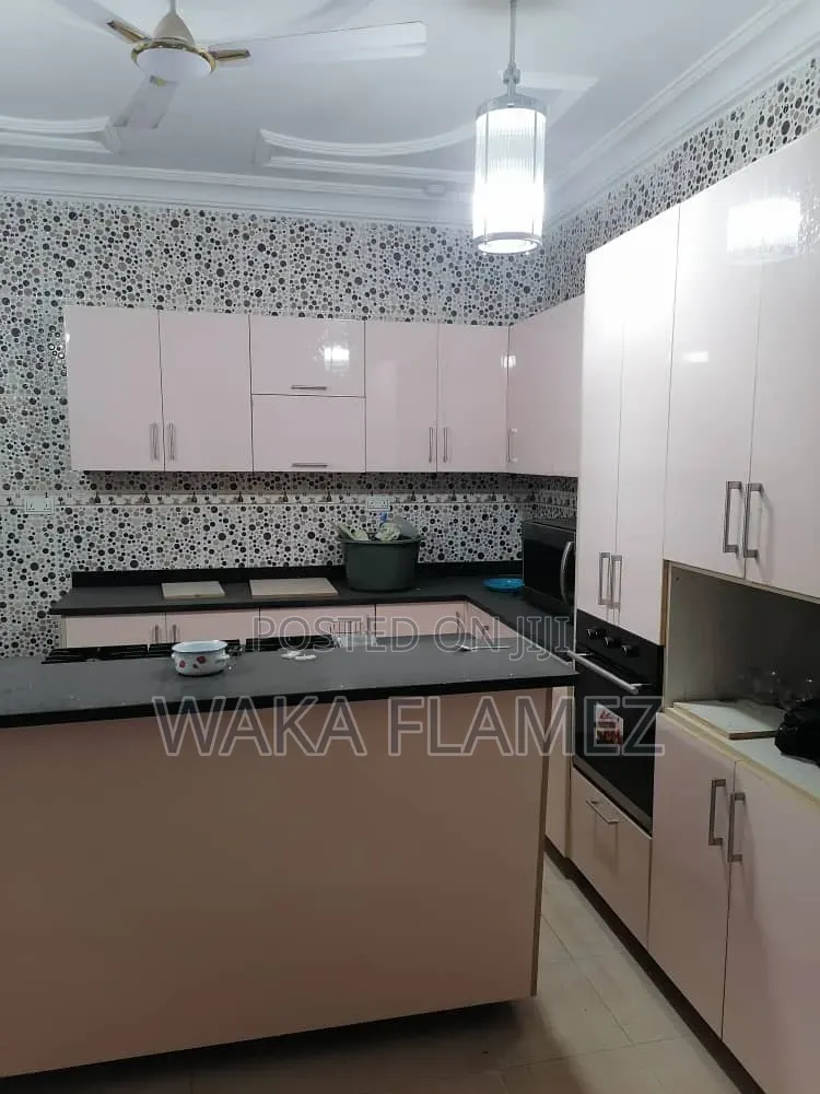 4bdrm House in Mecedonia City, Amasaman for sale
