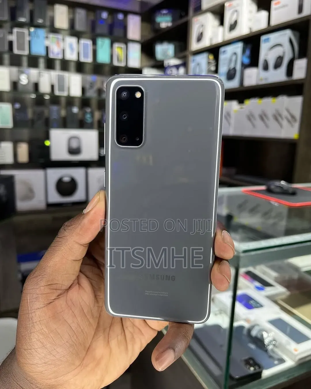 New Samsung Galaxy S20 128 GB Gray