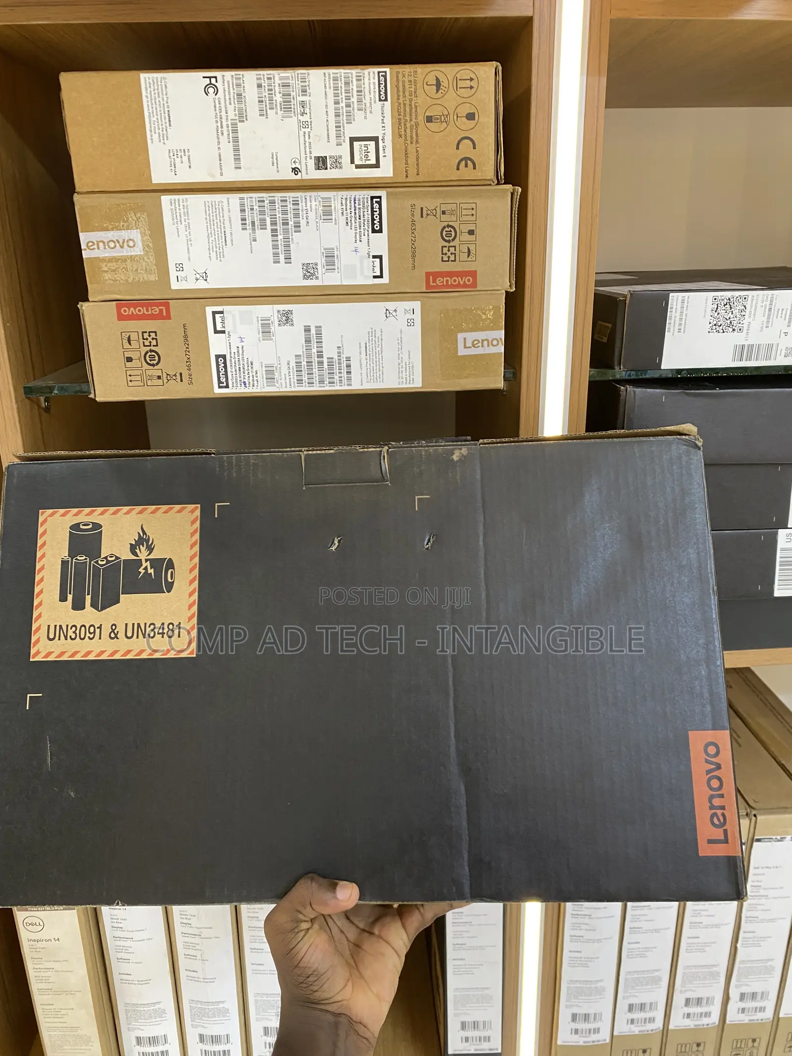 New Laptop Lenovo Yoga 7i 8GB Intel Core i5 SSD 512GB