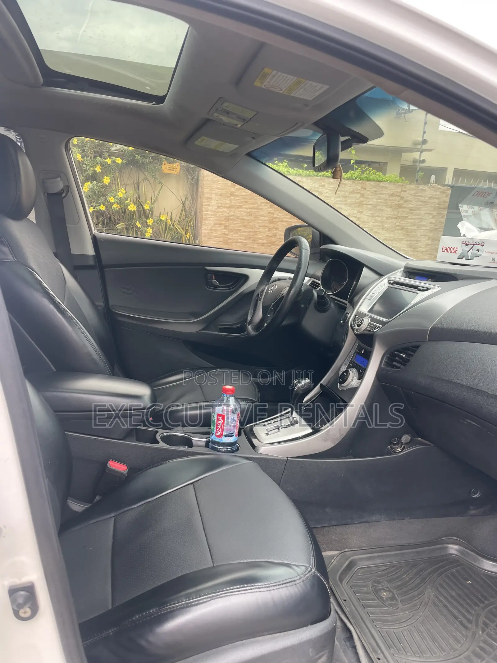 Hyundai Elantra 2013 White