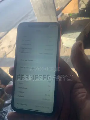 Apple iPhone XR 64 GB Red