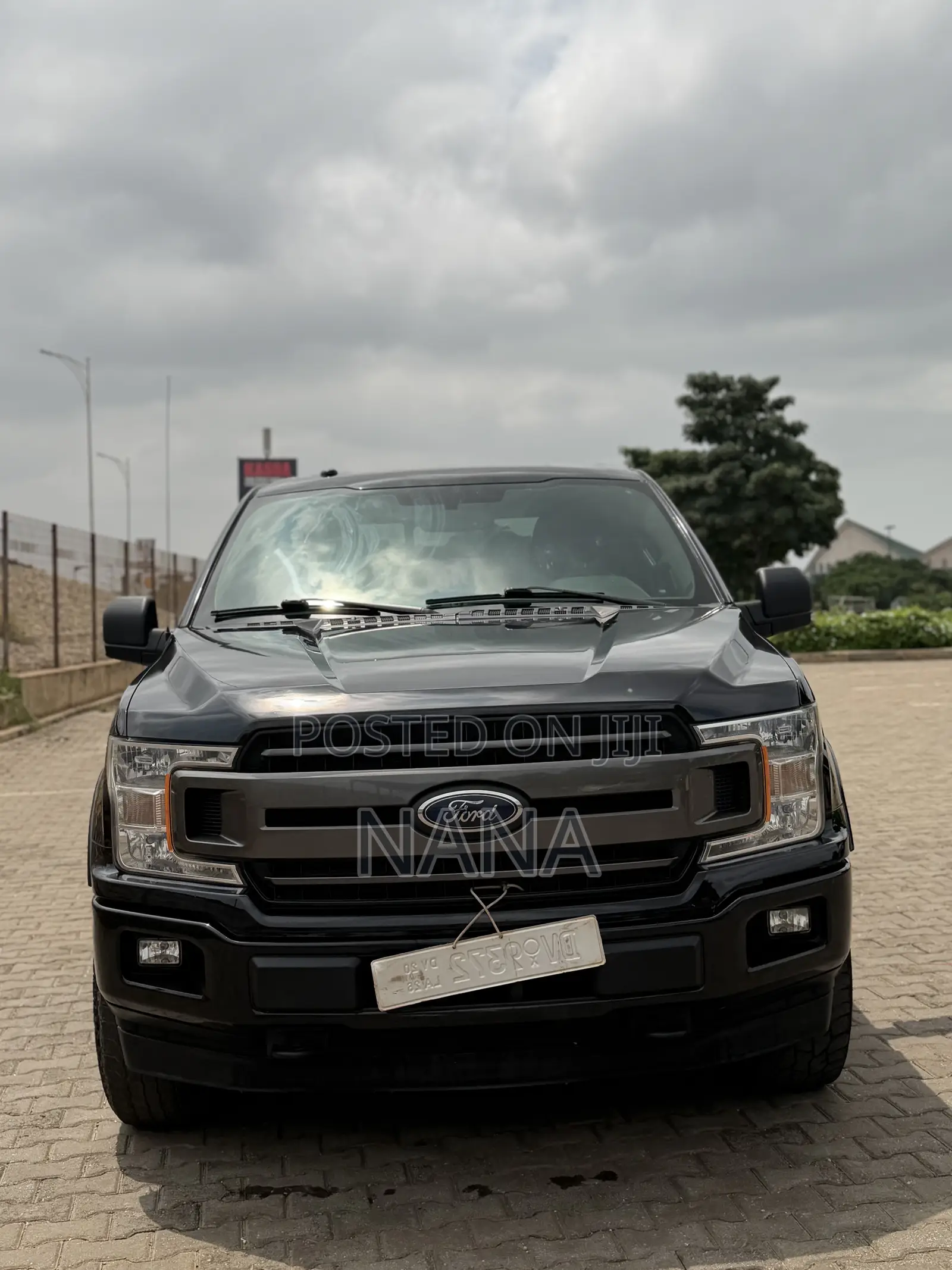 Ford F-150 2018 Black