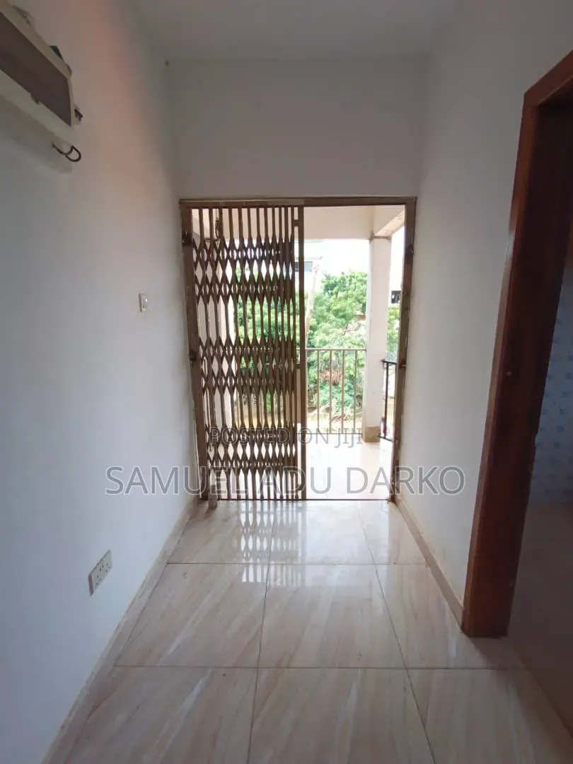 1bdrm Apartment in Righteous Hands, Trade Fair for rent