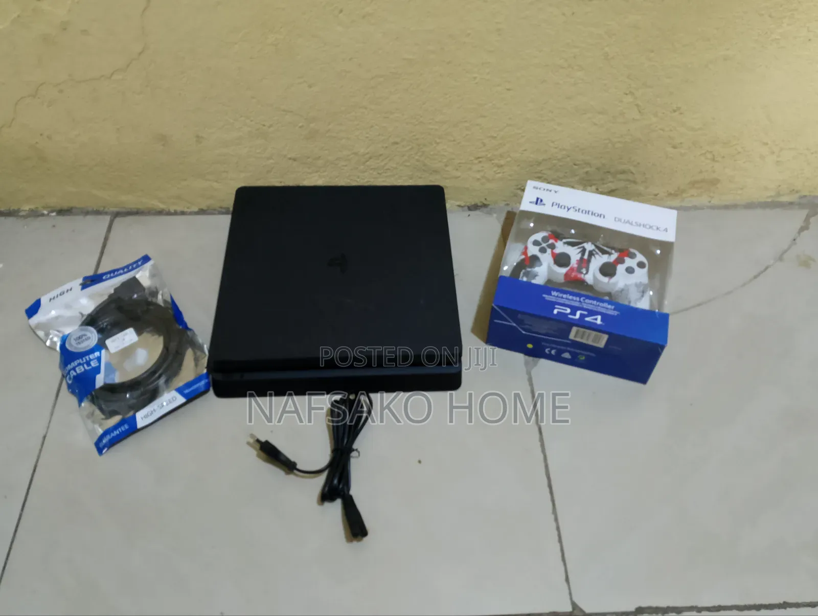 PS4 Slim 500gb No Games With One New Controller