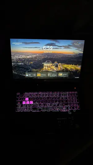 Laptop Asus TUF Gaming A17 8GB AMD Ryzen 7 SSD 512GB
