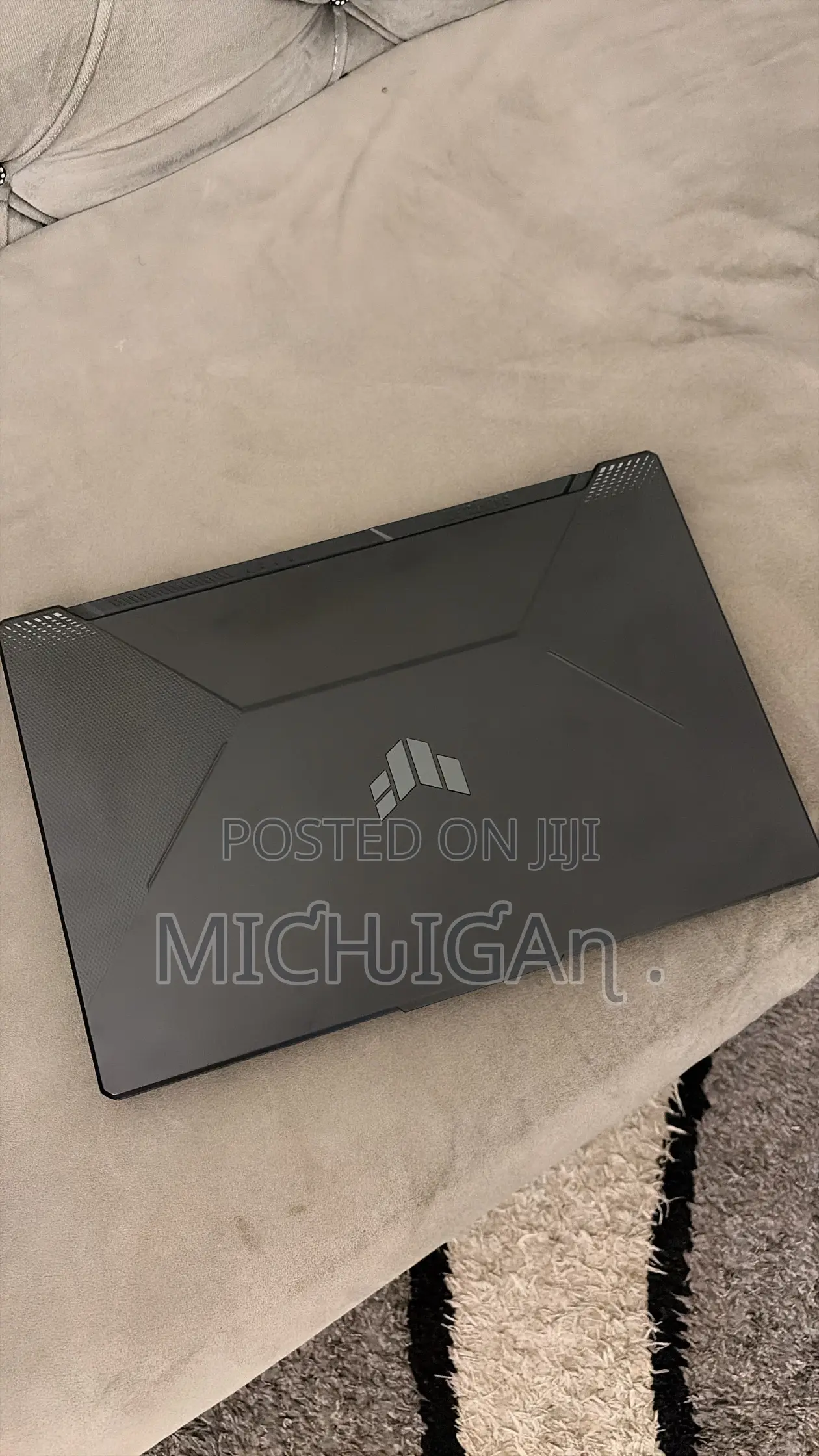 Laptop Asus TUF Gaming A17 8GB AMD Ryzen 7 SSD 512GB