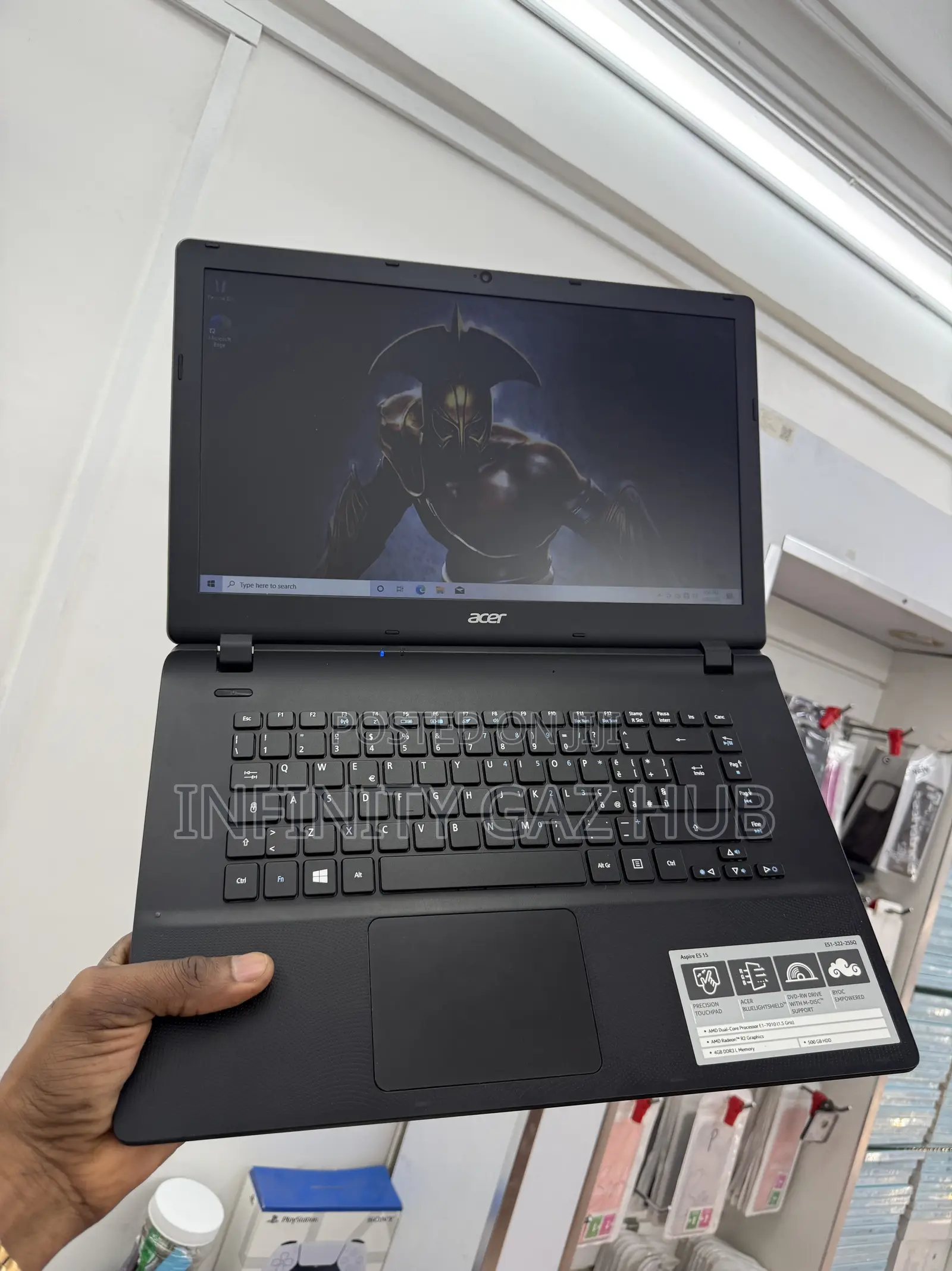 Laptop Acer Aspire 5 4GB AMD A4 HDD 500GB