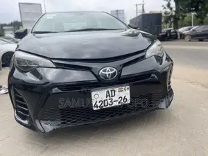 Toyota Corolla XSE (1.8L 4cyl 2A) 2019 Black