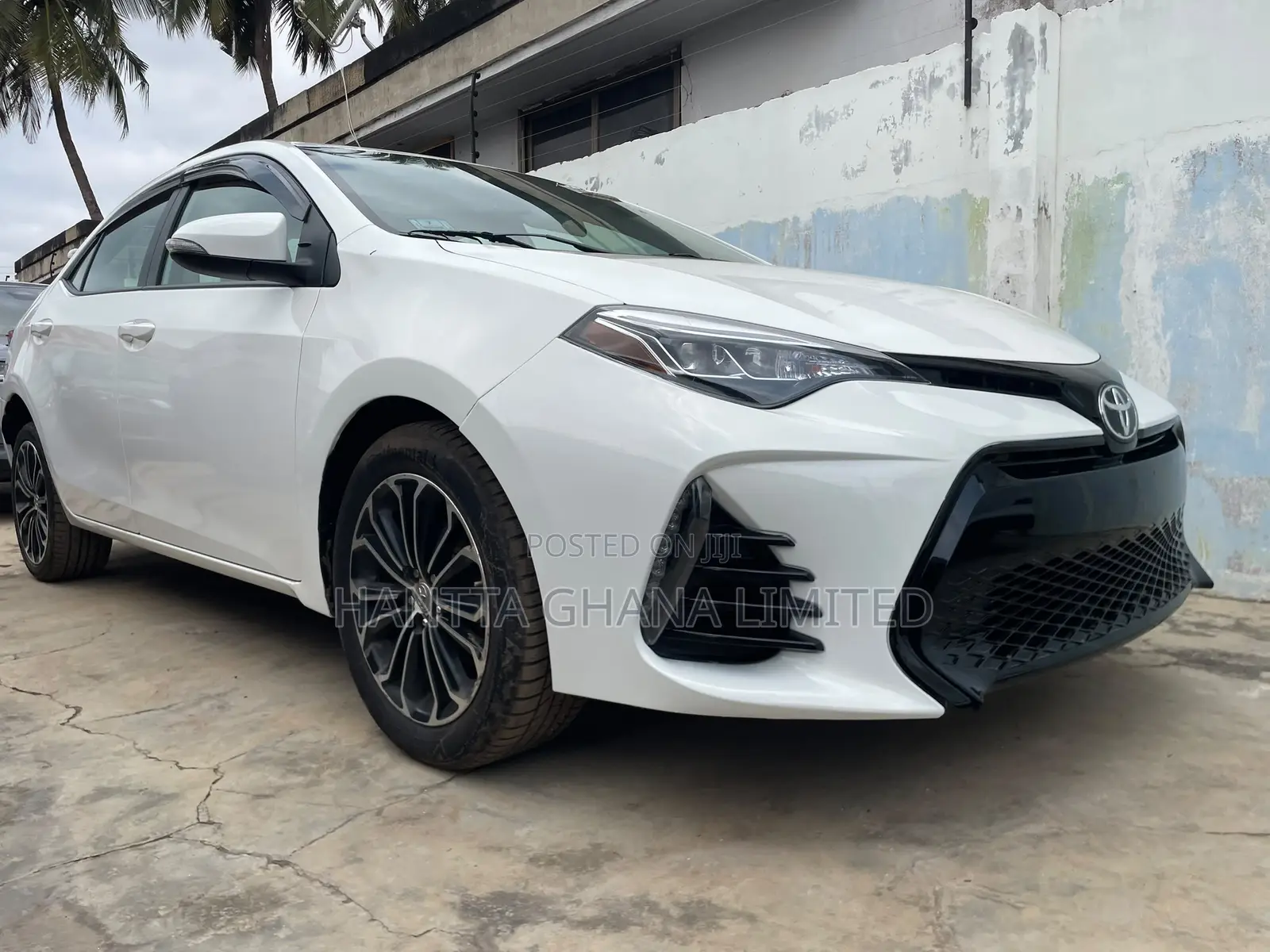 Toyota Corolla S 4dr Sedan (1.8L 4cyl CVT) 2015 White