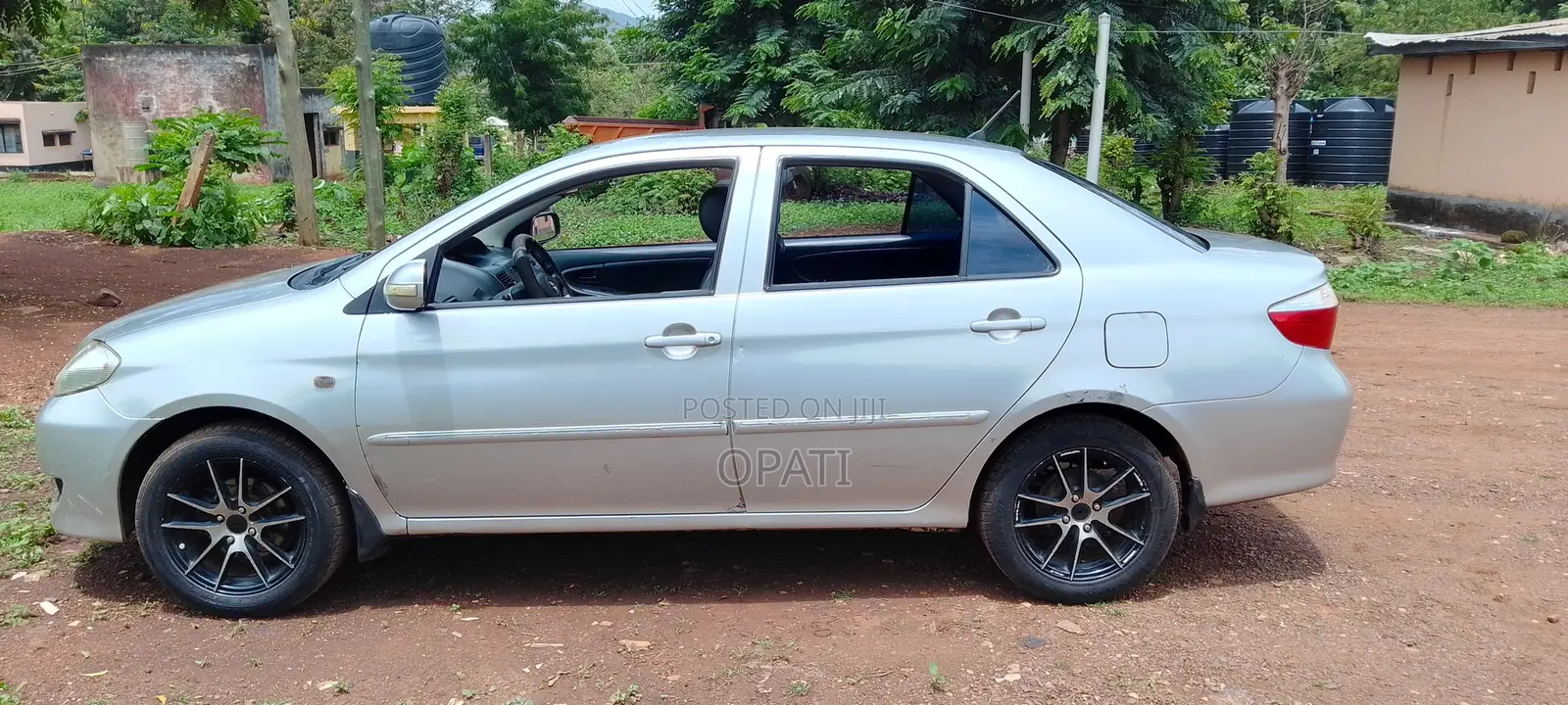 Toyota Vios 2009 Silver