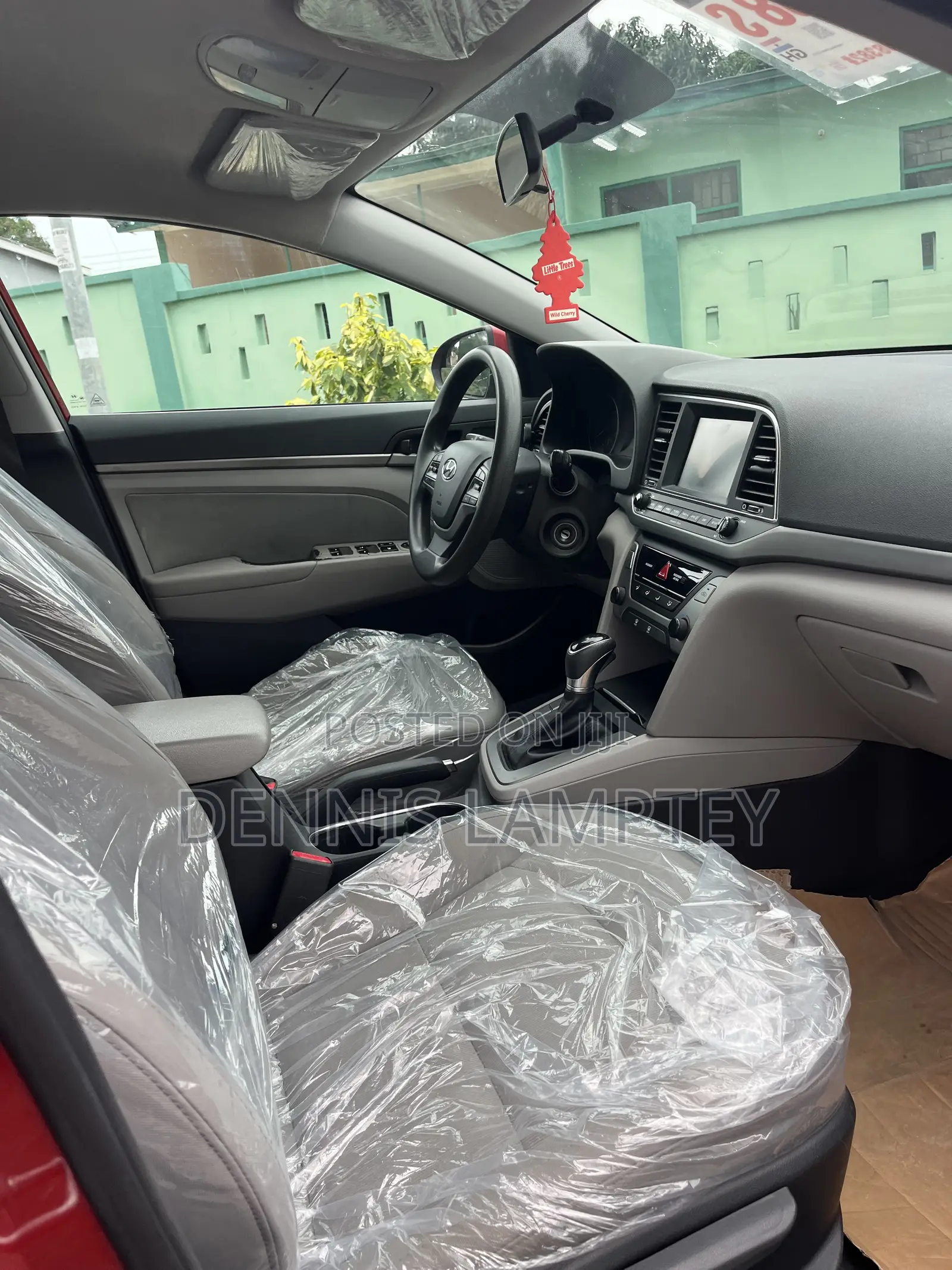 Hyundai Elantra 2017 Red