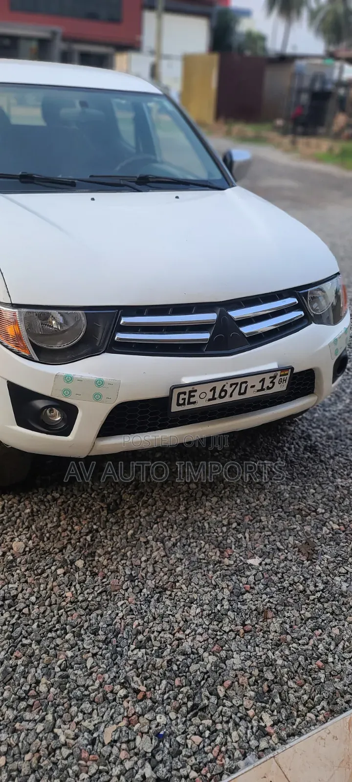 Mitsubishi L200 2013 White