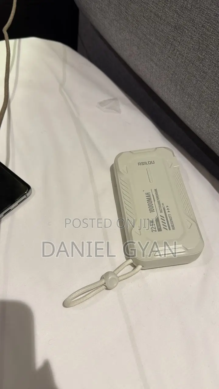 RSILOU 22.5W Power Bank With Several Features.