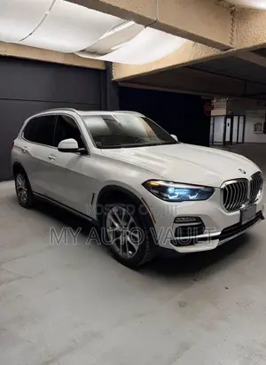 BMW X5 2023 White