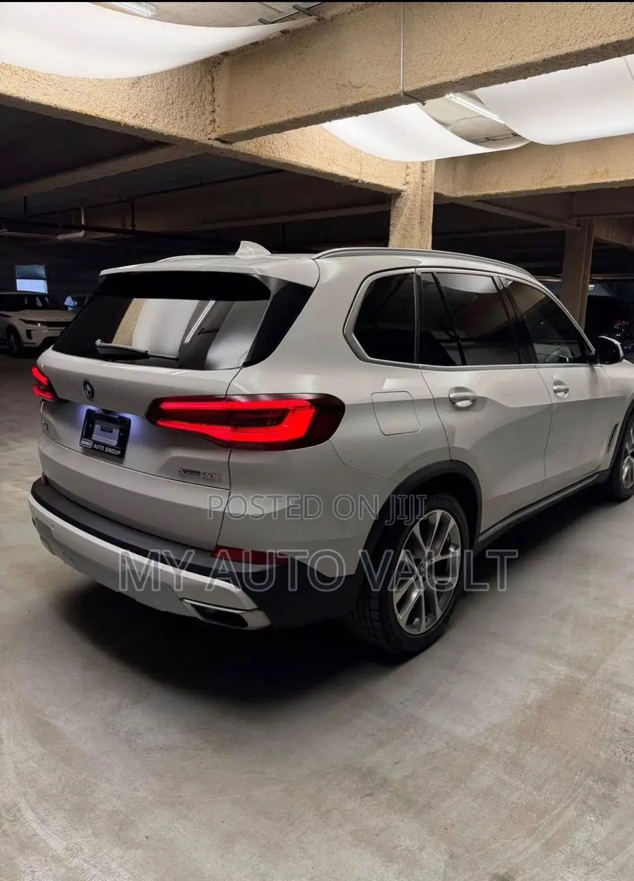 BMW X5 2023 White