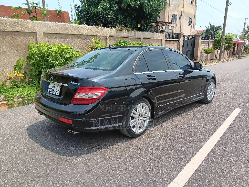 Mercedes-Benz C300 Sport 4Matic Sedan AWD (3.0L 6cyl 7A) 2010 Black