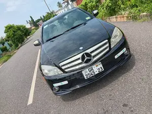 Mercedes-Benz C300 Sport 4Matic Sedan AWD (3.0L 6cyl 7A) 2010 Black