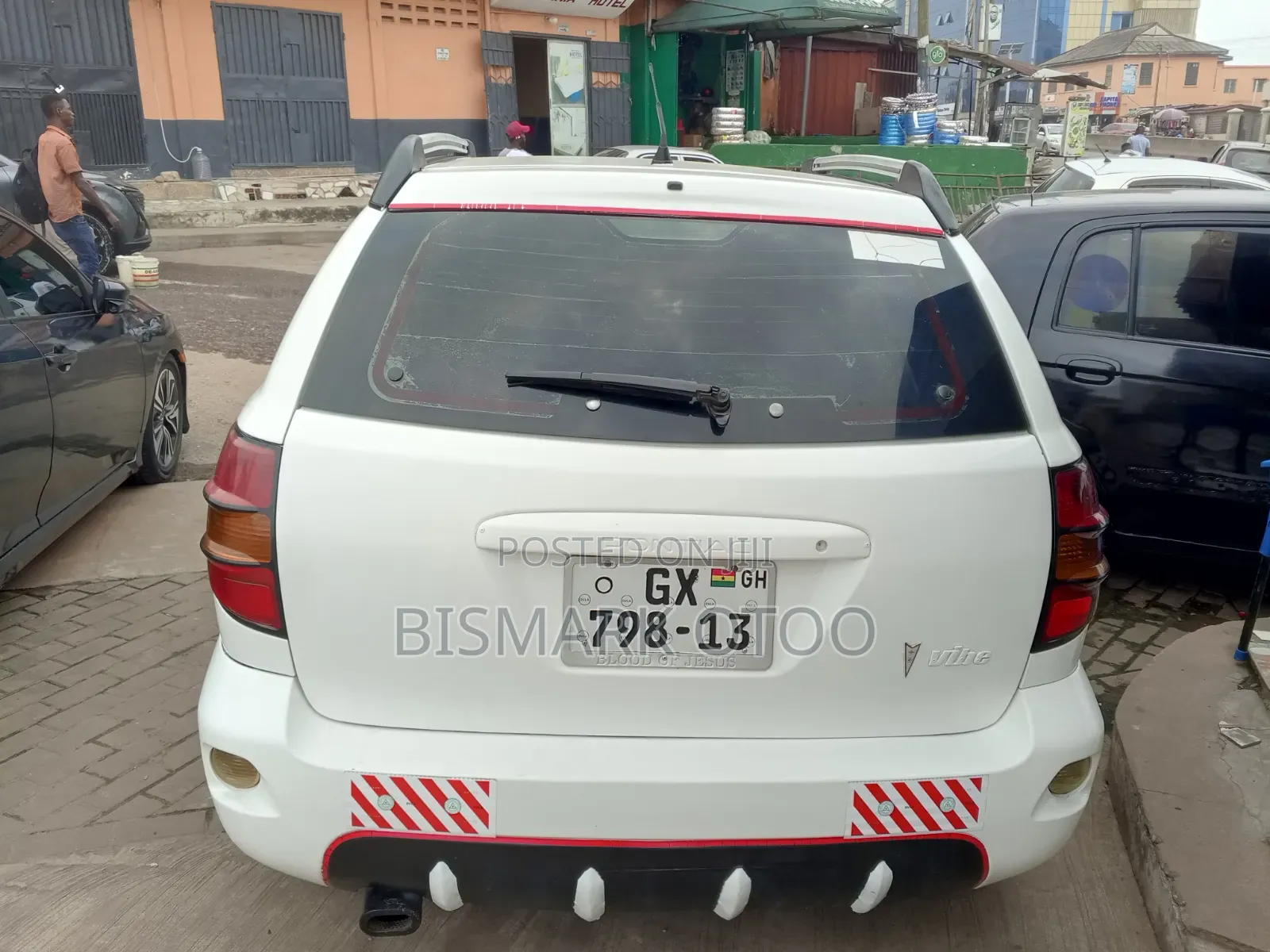 Pontiac Vibe 2008 White
