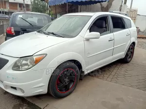 Pontiac Vibe 2008 White
