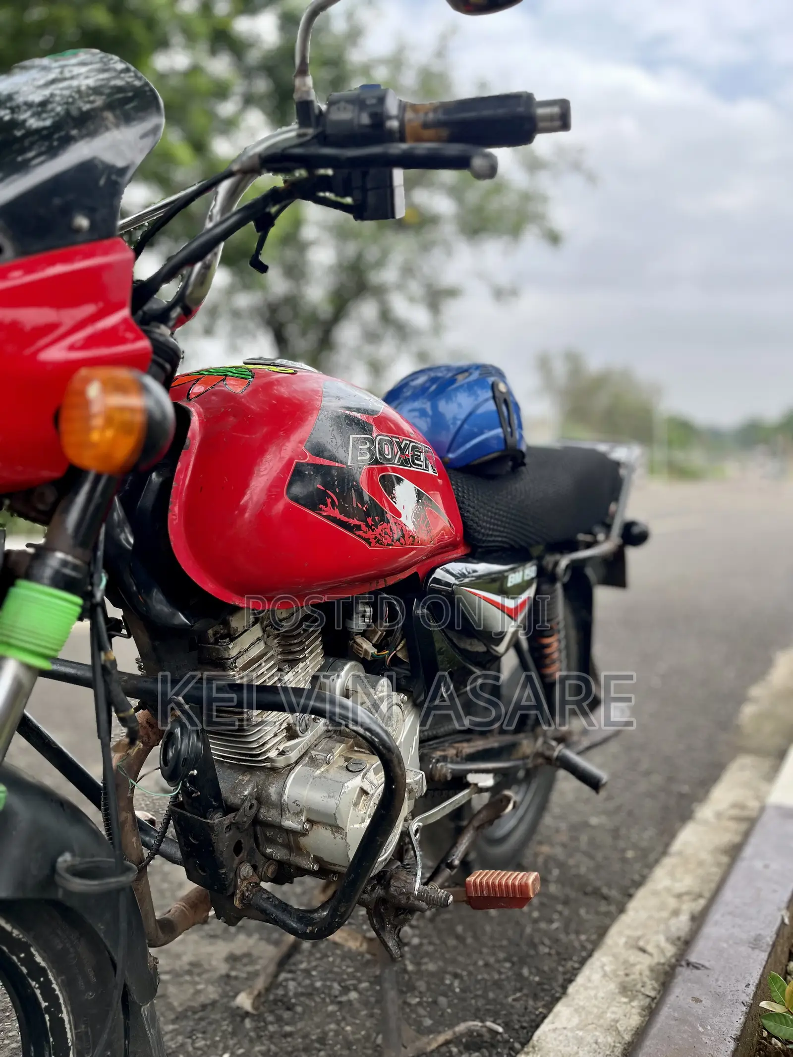 Bajaj Boxer 150 UG 2020 Red