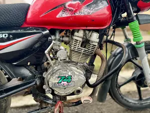 Bajaj Boxer 150 UG 2020 Red