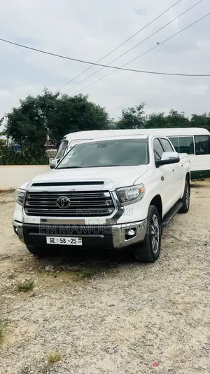 Toyota Tundra 2020 White