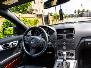 Mercedes-Benz C300 Sport 4Matic Sedan AWD (3.0L 6cyl 7A) 2010 Black