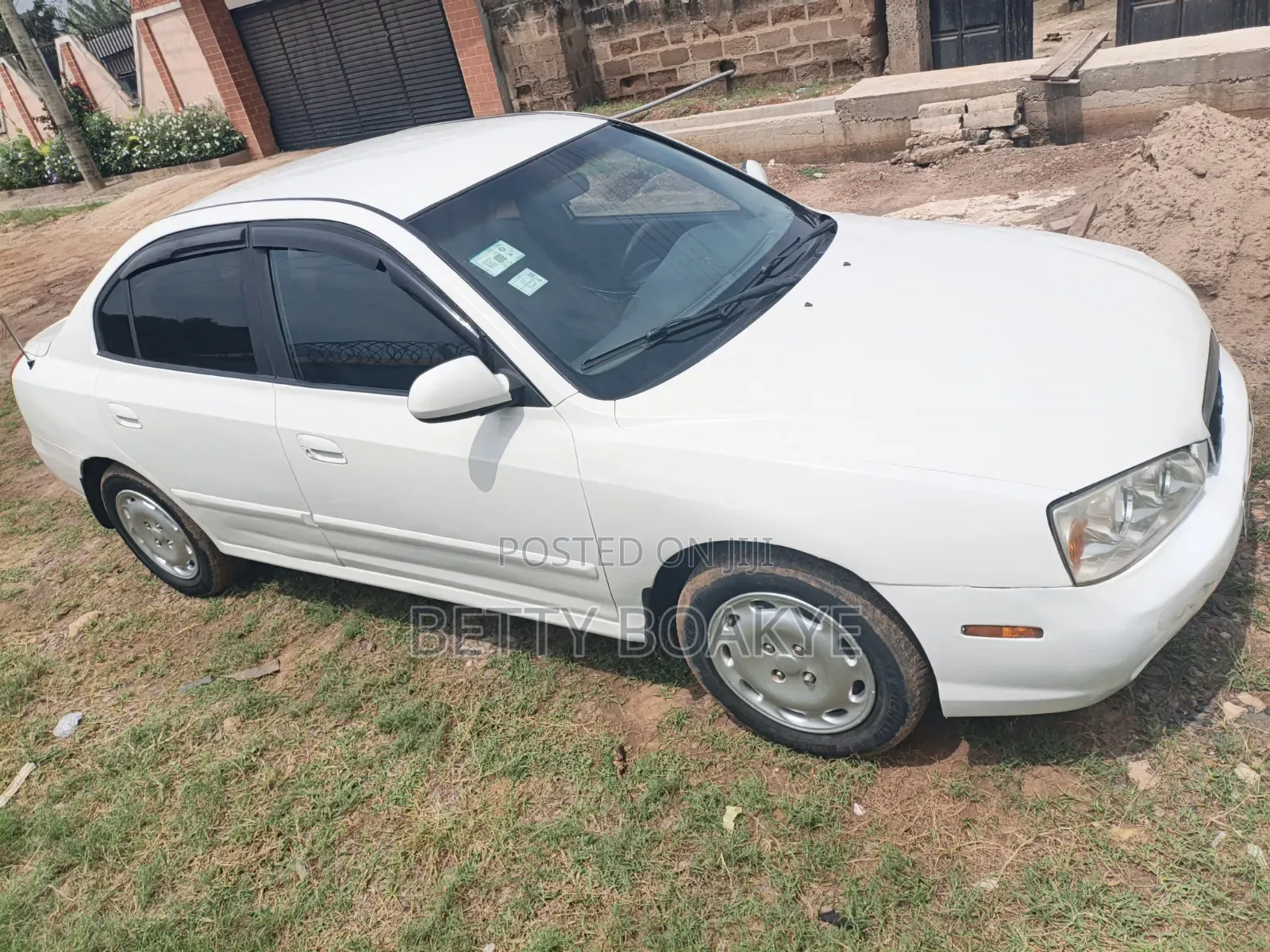 Hyundai Elantra 2003 White
