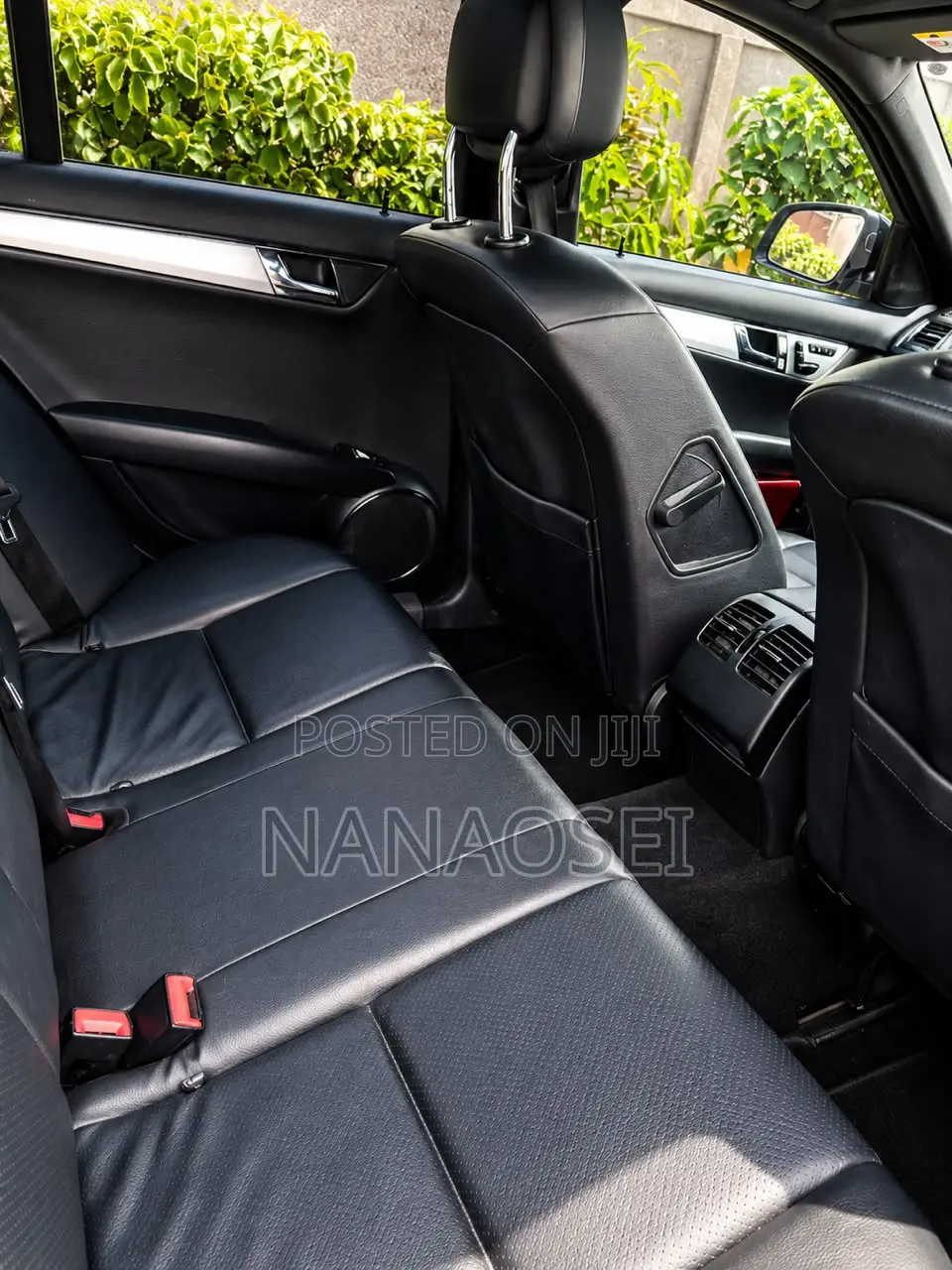 Mercedes-Benz C300 Sport 4Matic Sedan AWD (3.0L 6cyl 7A) 2010 Black