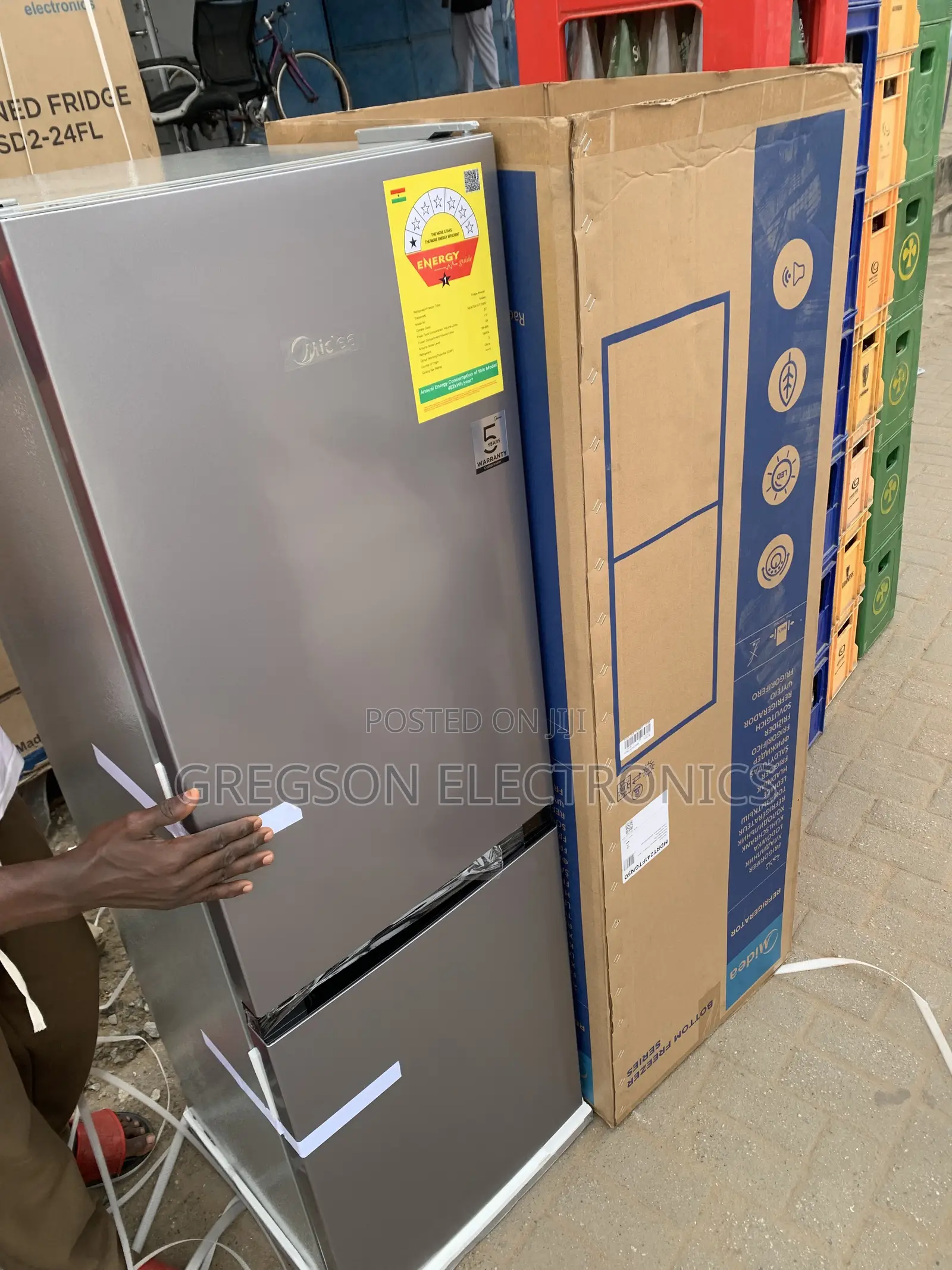 Midea Bottom Freezer Fridge