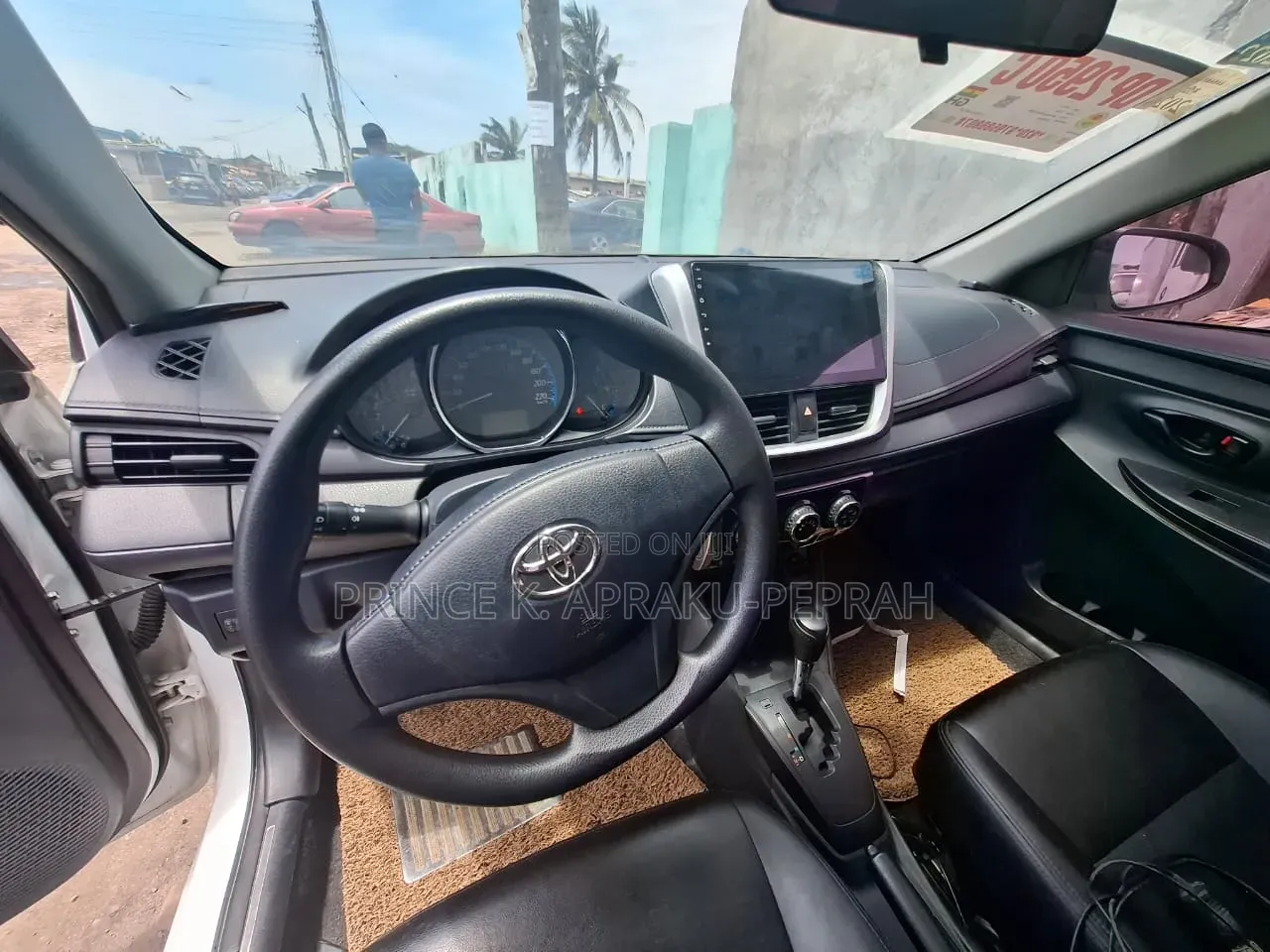 Toyota Yaris 2018 White