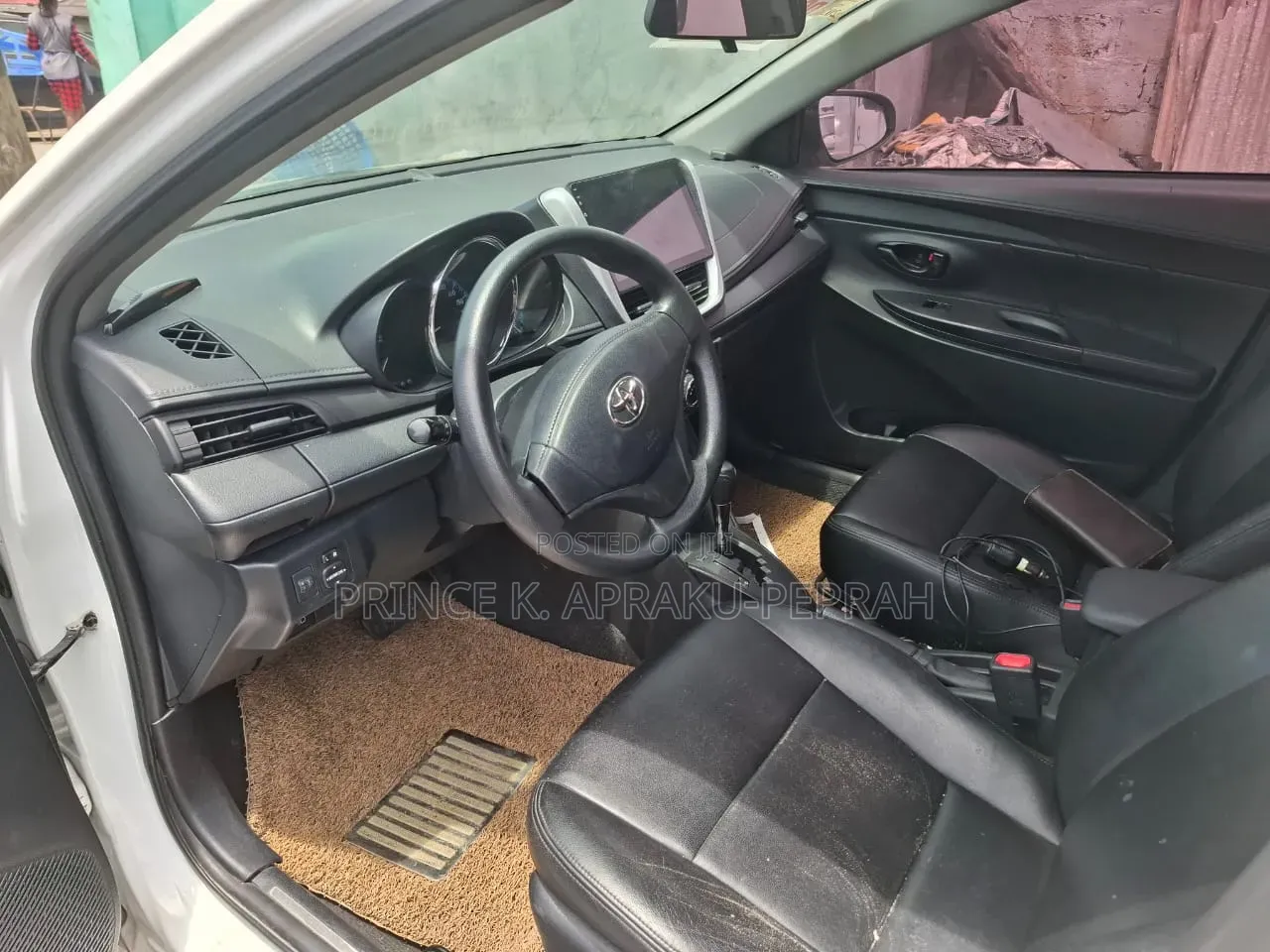 Toyota Yaris 2018 White