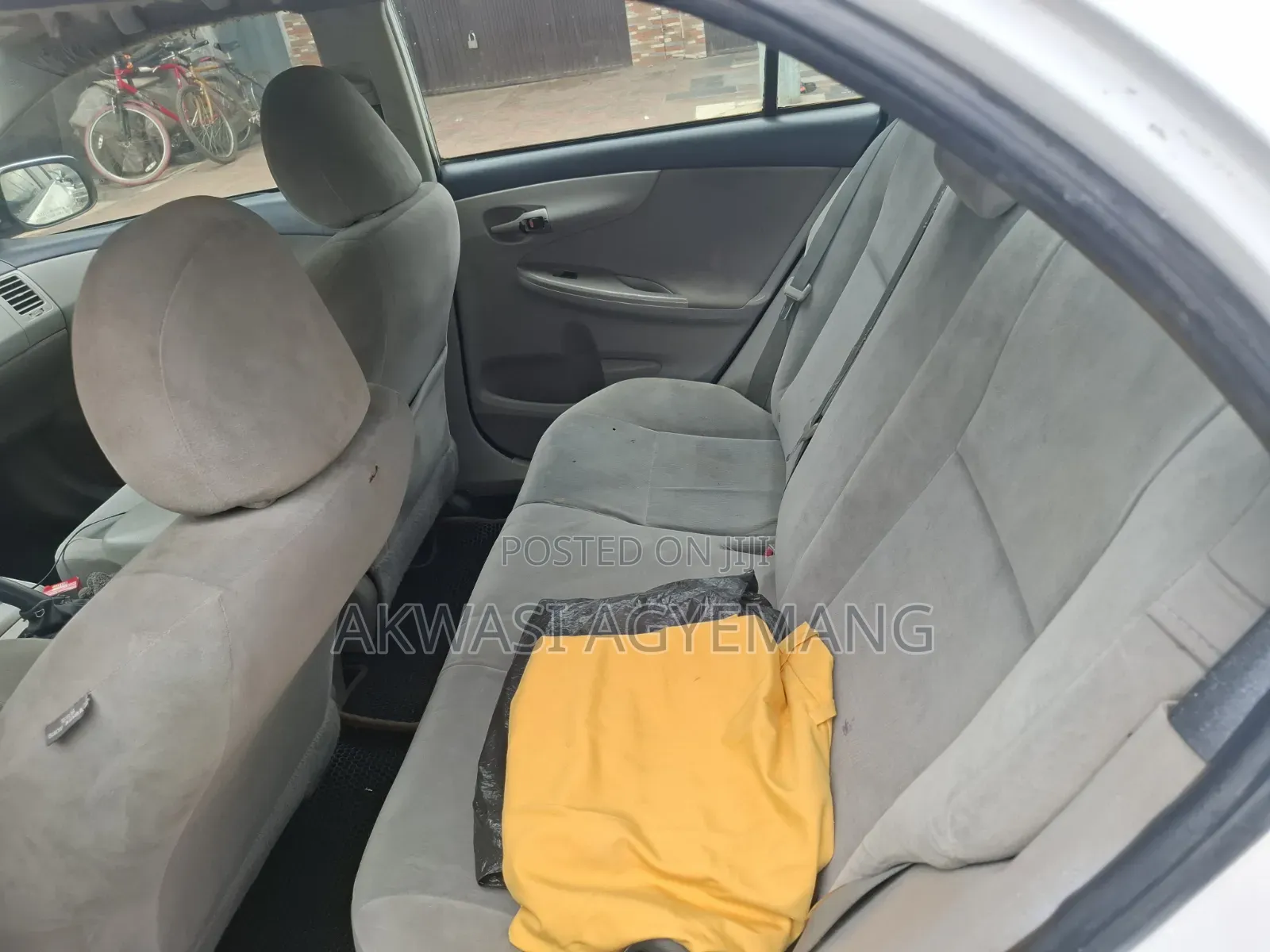 Toyota Corolla 2012 White