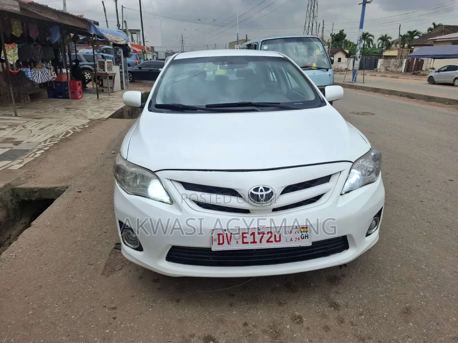 Toyota Corolla 2012 White