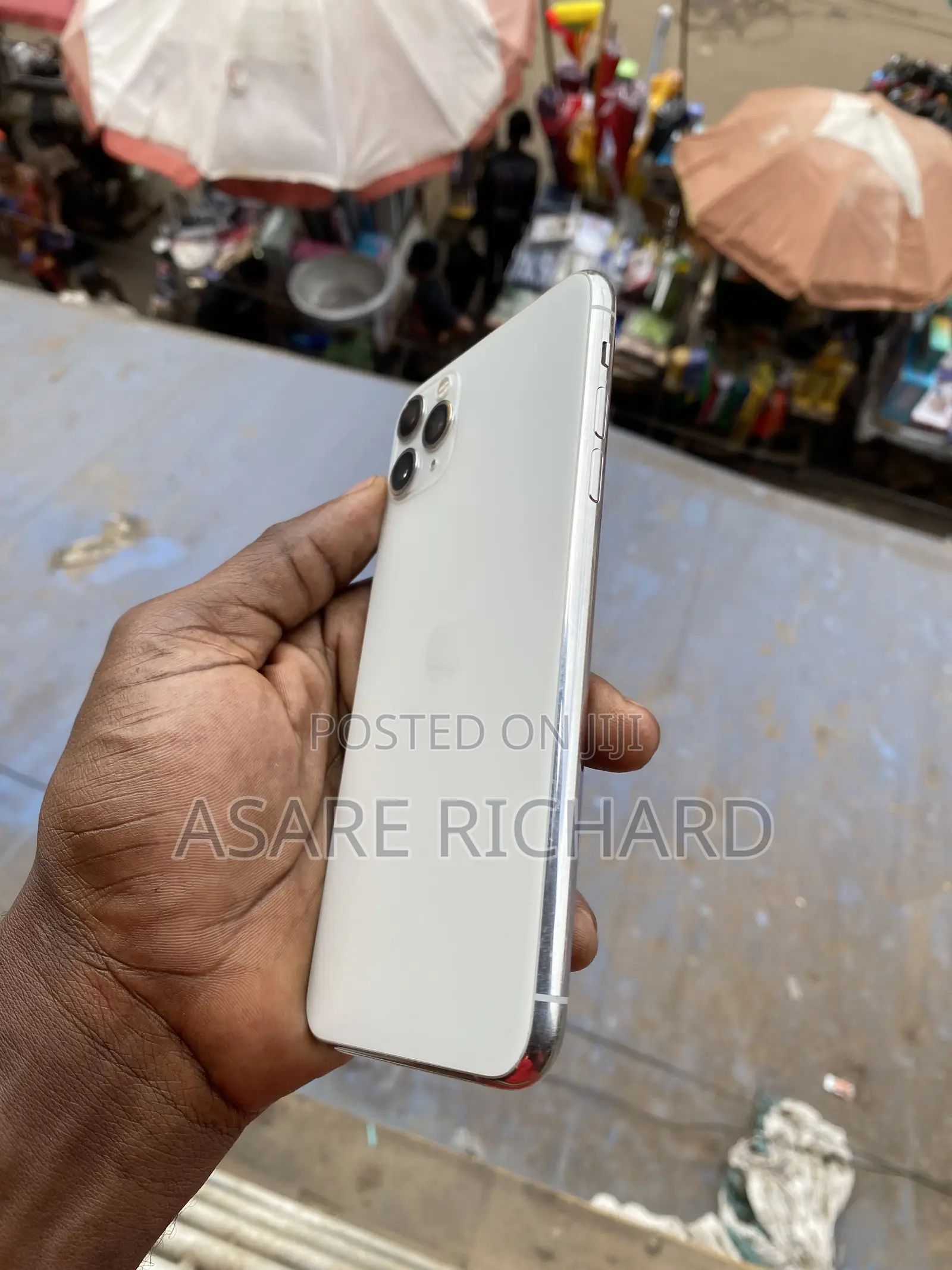 Apple iPhone 11 Pro Max 64 GB White