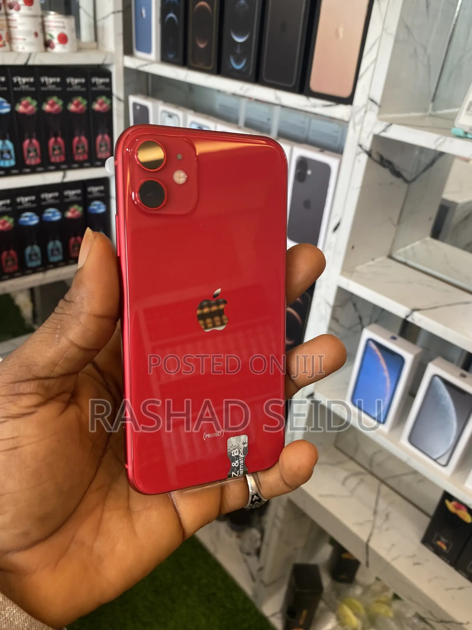 New Apple iPhone 11 64 GB Red