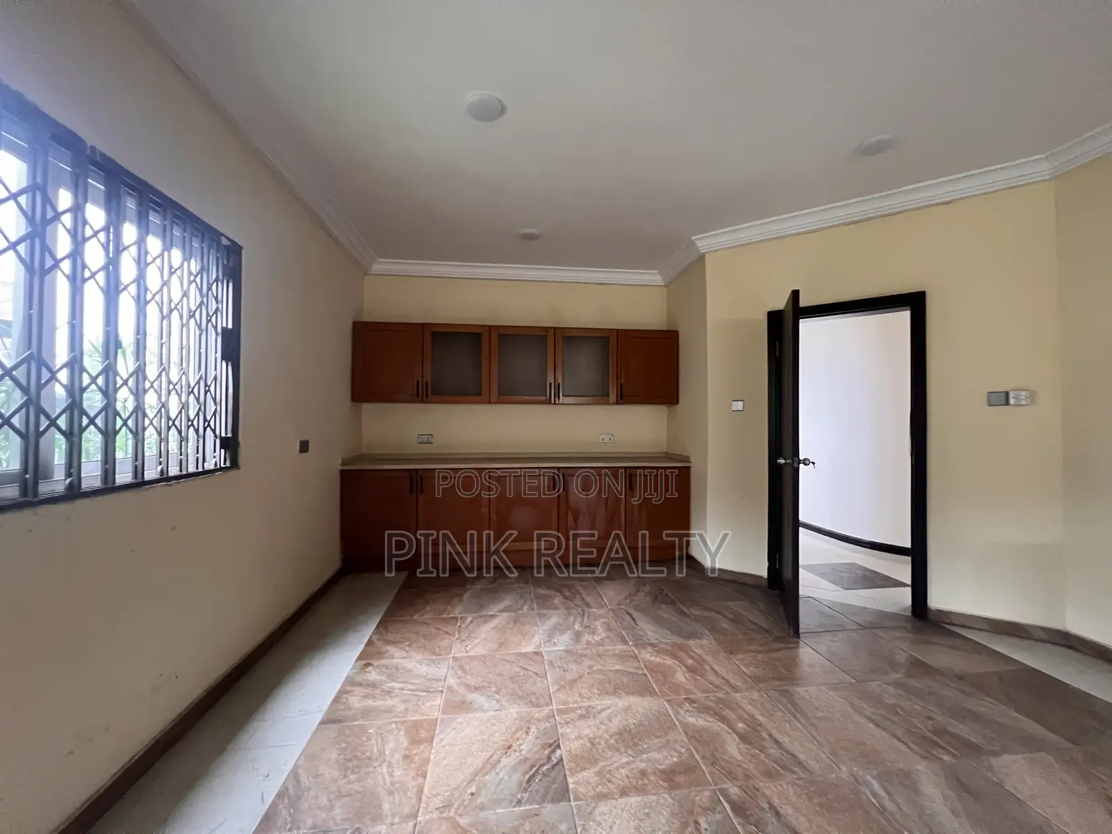 4bdrm House in East Legon for rent