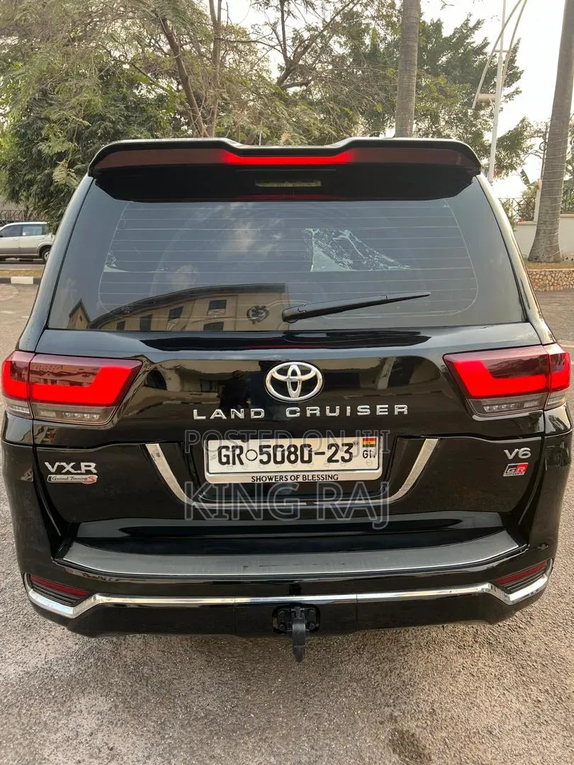 Toyota Land Cruiser 2015 Black