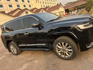 Toyota Land Cruiser 2015 Black