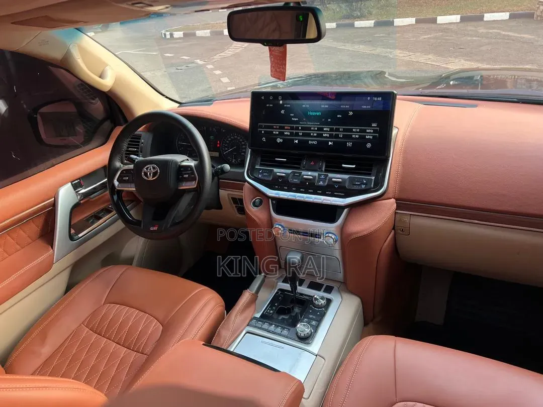 Toyota Land Cruiser 2015 Black