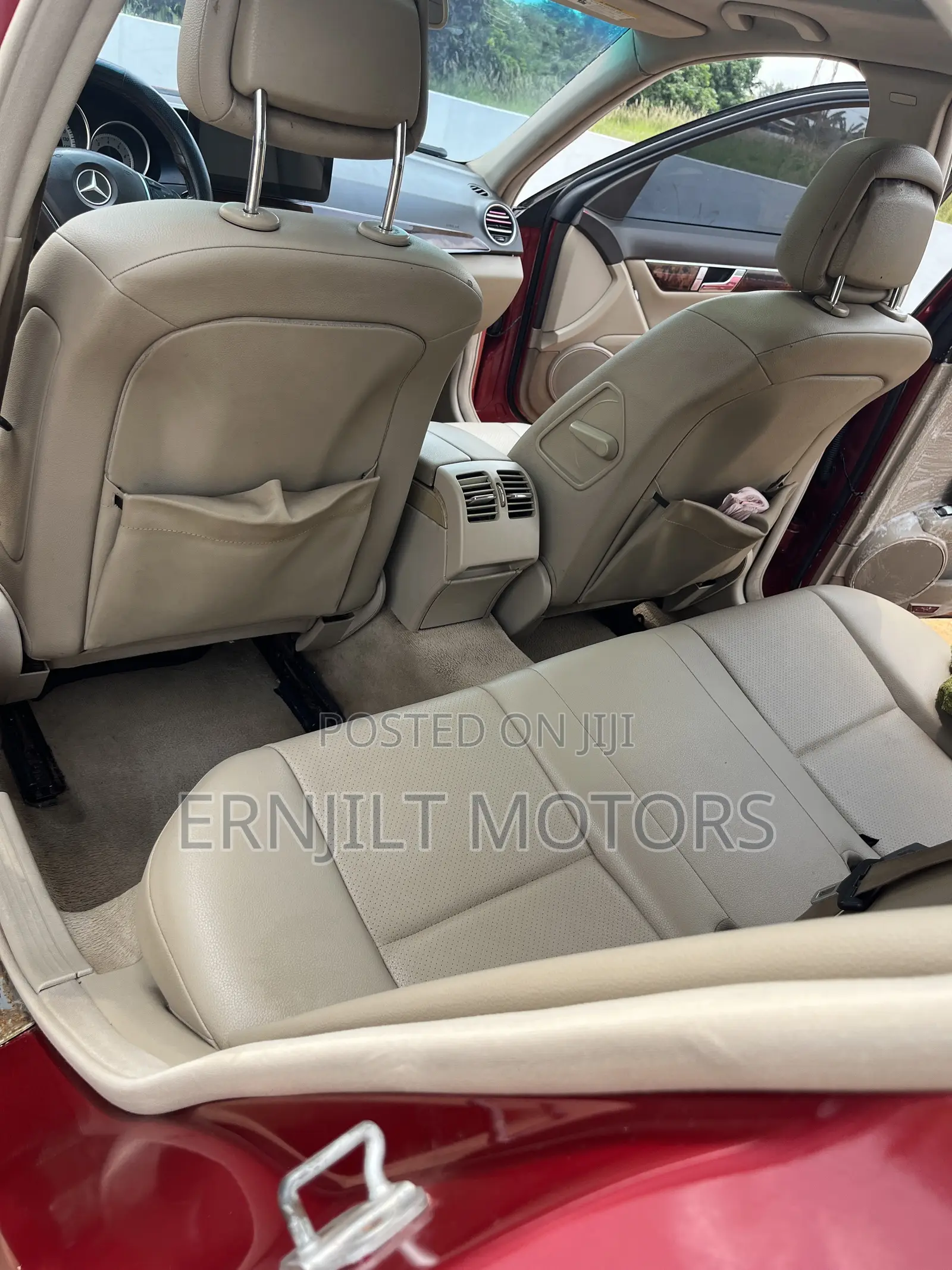 Mercedes-Benz C300 2012 Red