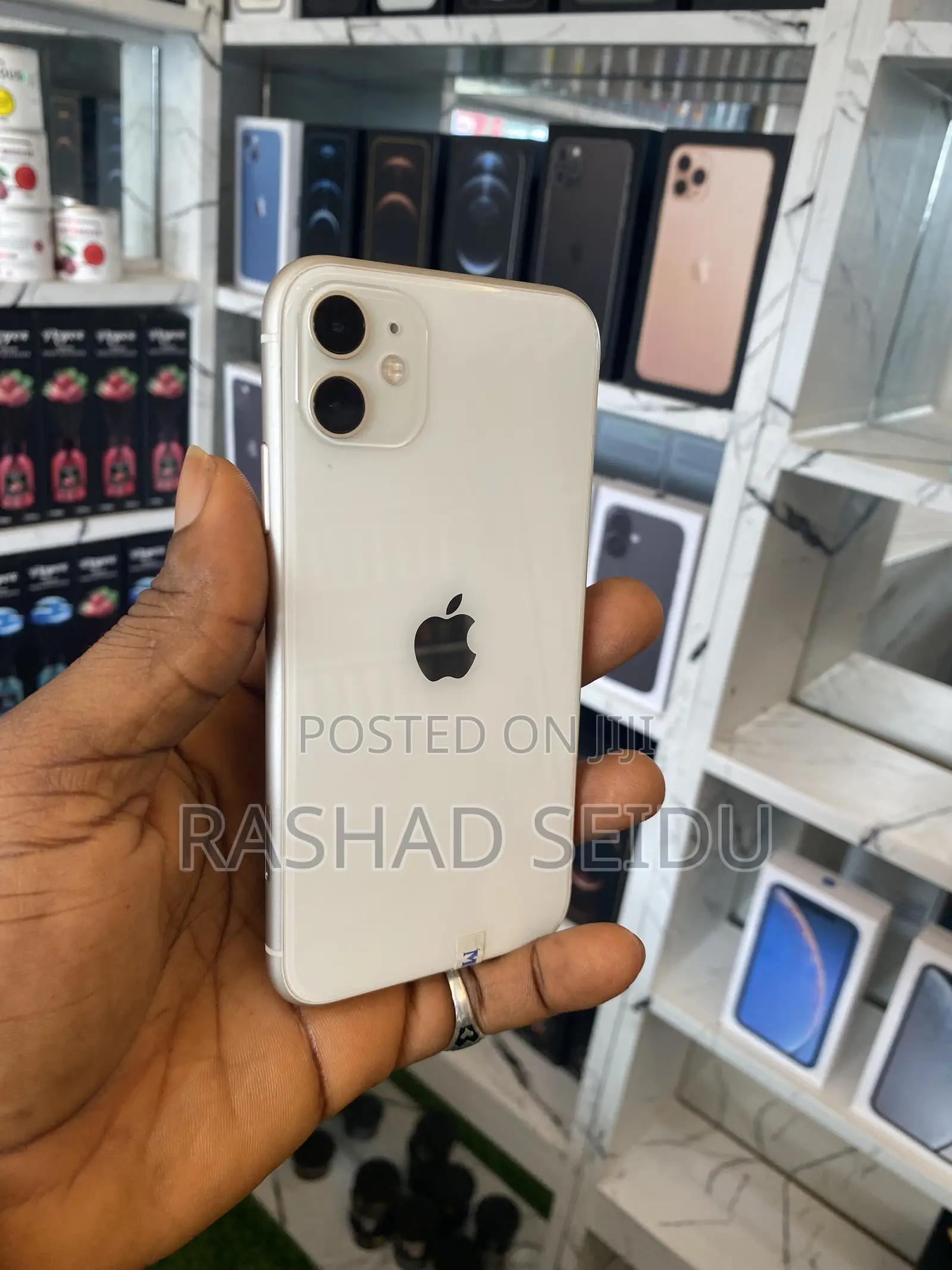 New Apple iPhone 11 64 GB White