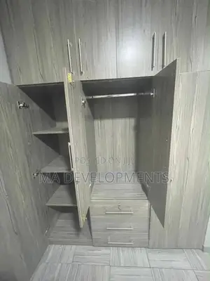 Furnished 1bdrm Apartment in Madev Realty, Lapaz for rent
